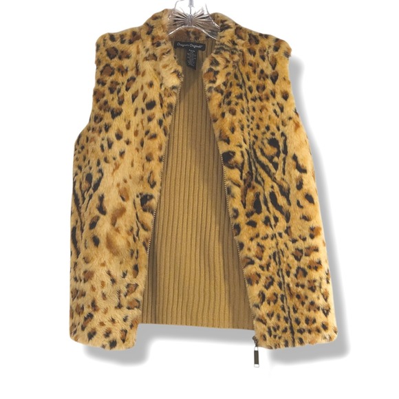 Designers Originals Jackets & Blazers - Designers Originals Faux Fur Sweater Vest Leopard‎ Print Knit Panel Petite PS